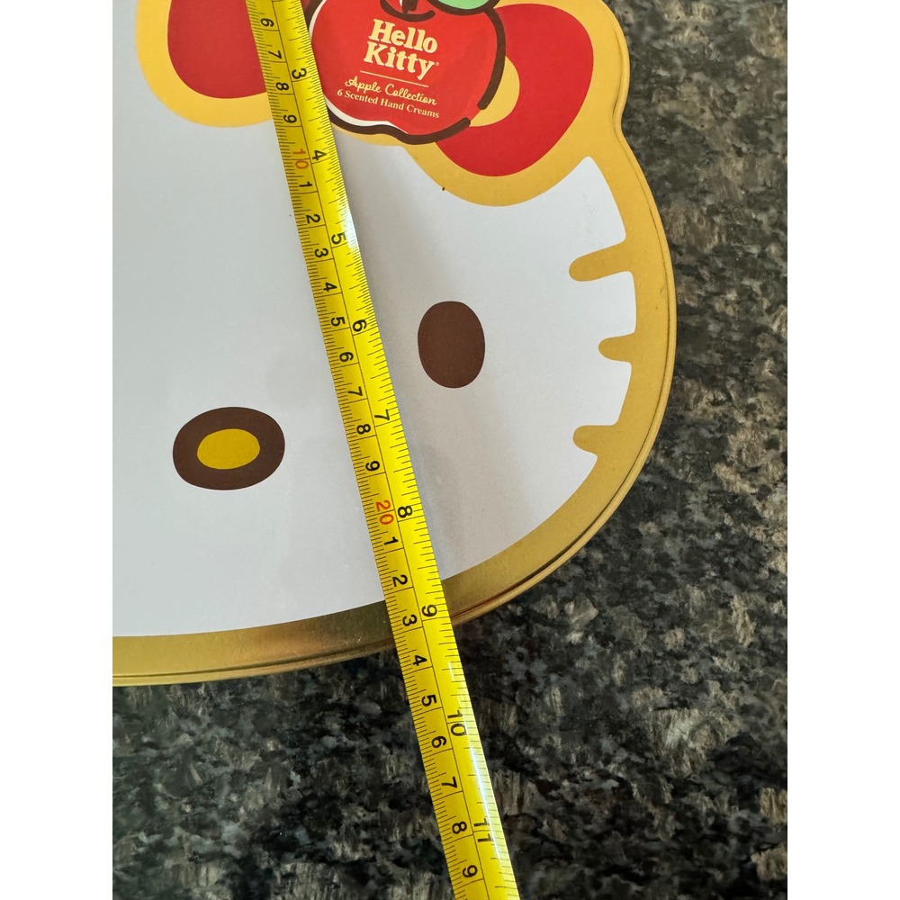 Hello Kitty Apple Collection 6 Scented Hand Creams in Collectible Shaped Tin new - Picture 9 of 11